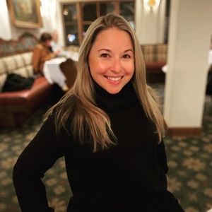 Meet your Posher, Dayna